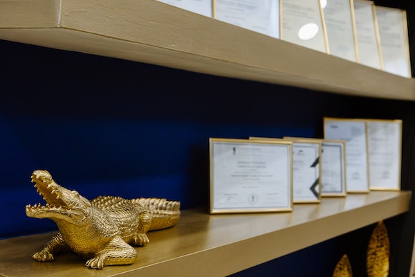 Αντιμετωπίζετε θέματα με οφειλές; Στο Consulting 4You σας παρέχουμε νομικές συμβουλευτικές υπηρεσίες. Υποβάλλουμε αίτηση Εξωδικαστικού Μηχανισμού και Ευάλωτου Οφειλέτη. Ολοκληρώνουμε Απευθείας Διαπραγμάτευση με τράπεζες και fund.